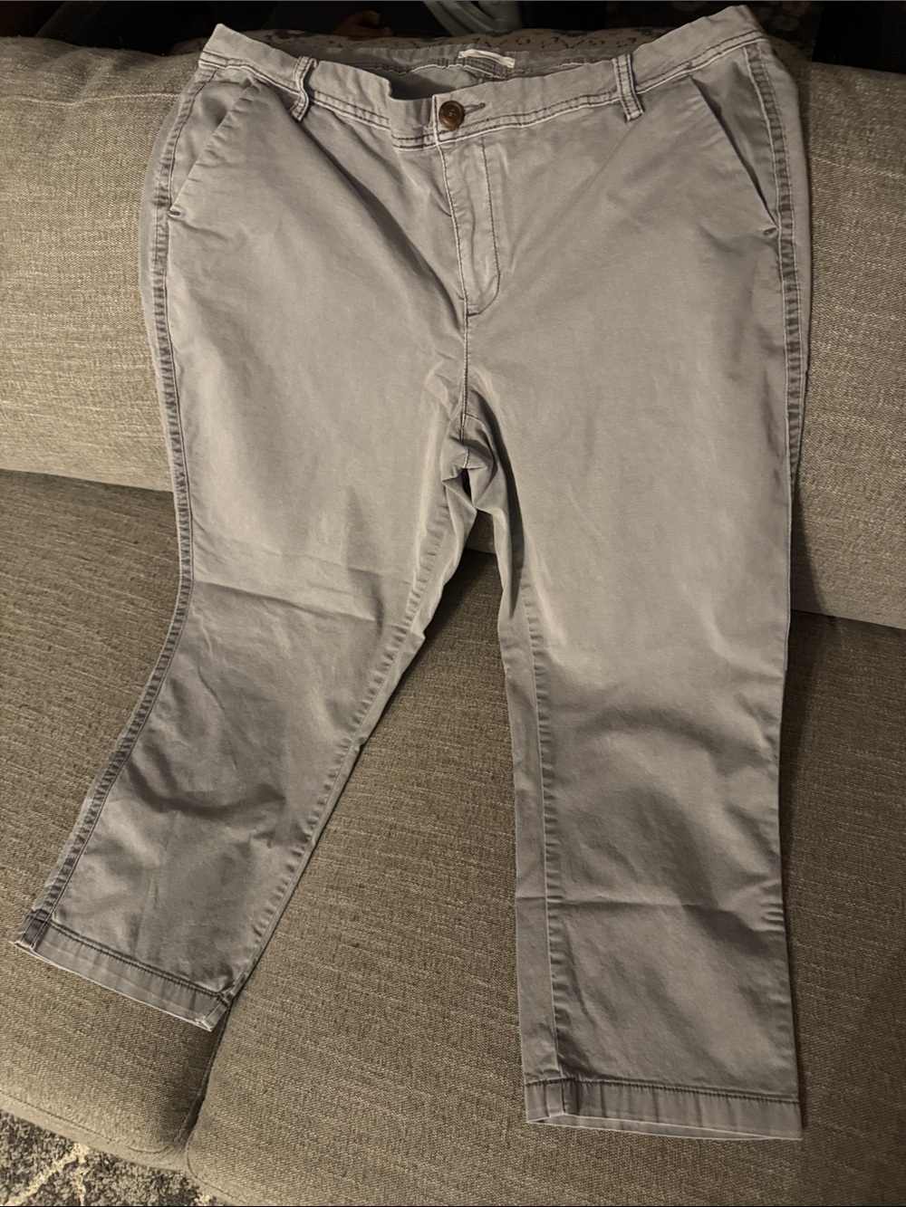 Maurices Light Gray Casual chino ankle Pants women’s size 18